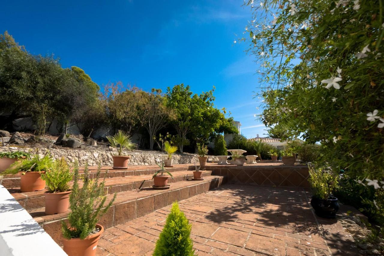 פריחיליאנה Private Heated Pool, Jacuzzi & 1225M2 Garden In Villa Cipreses מראה חיצוני תמונה