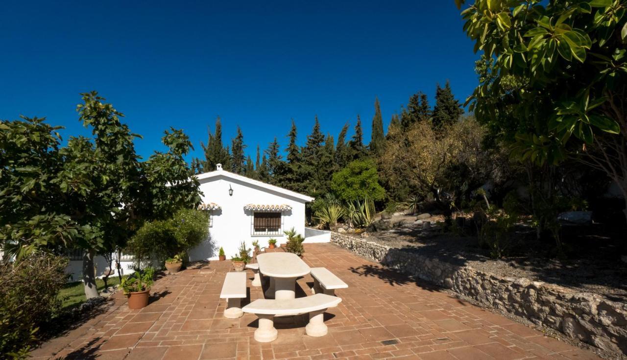 פריחיליאנה Private Heated Pool, Jacuzzi & 1225M2 Garden In Villa Cipreses מראה חיצוני תמונה