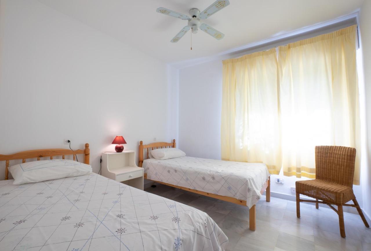 פריחיליאנה Private Heated Pool, Jacuzzi & 1225M2 Garden In Villa Cipreses מראה חיצוני תמונה