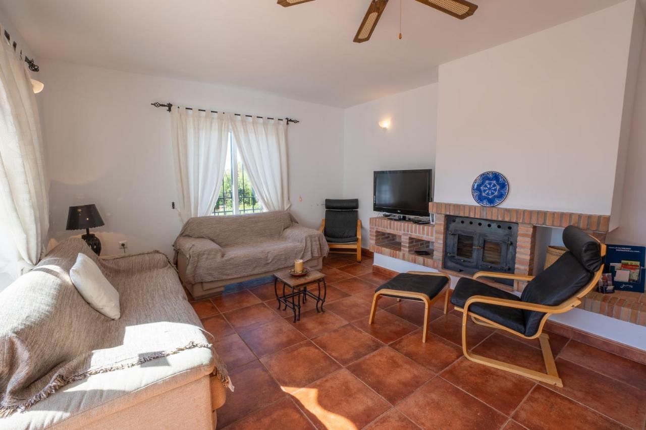 פריחיליאנה Private Heated Pool, Jacuzzi & 1225M2 Garden In Villa Cipreses מראה חיצוני תמונה